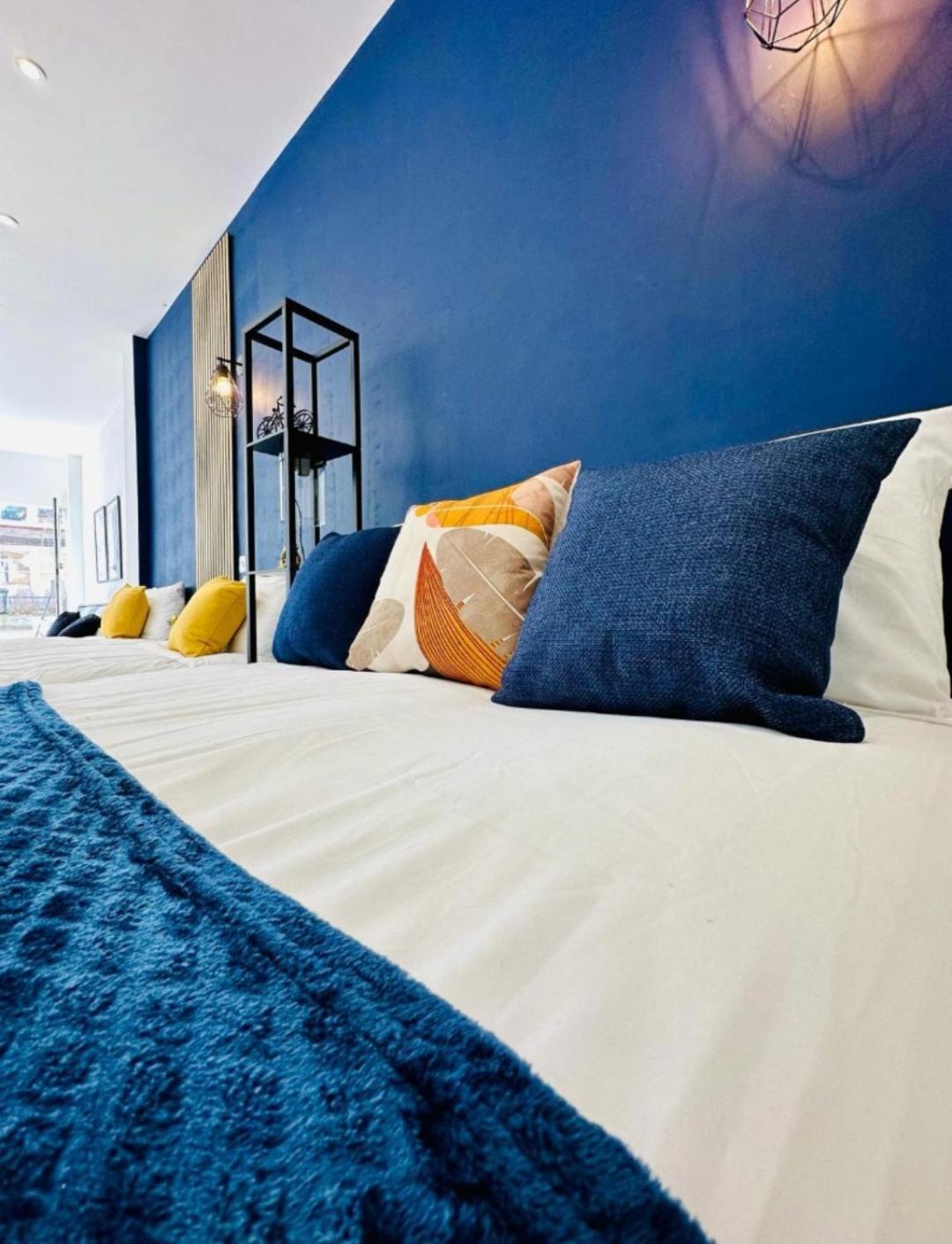 High Standard Central Studios Perfect For Tourists! Londra Exterior foto